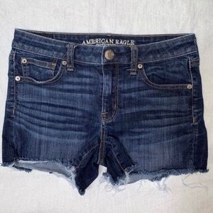 AMERICAN EAGLE shorts super stretch